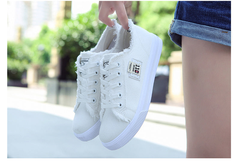 Women'S Casual Round Toe Solid Color Canvas Shoes, Small White, Flat Bottom, PVC Sole, Fabric Upper And Insole, Hand Wash, No Dry Clean, Spring, Autumn, All Season 2022