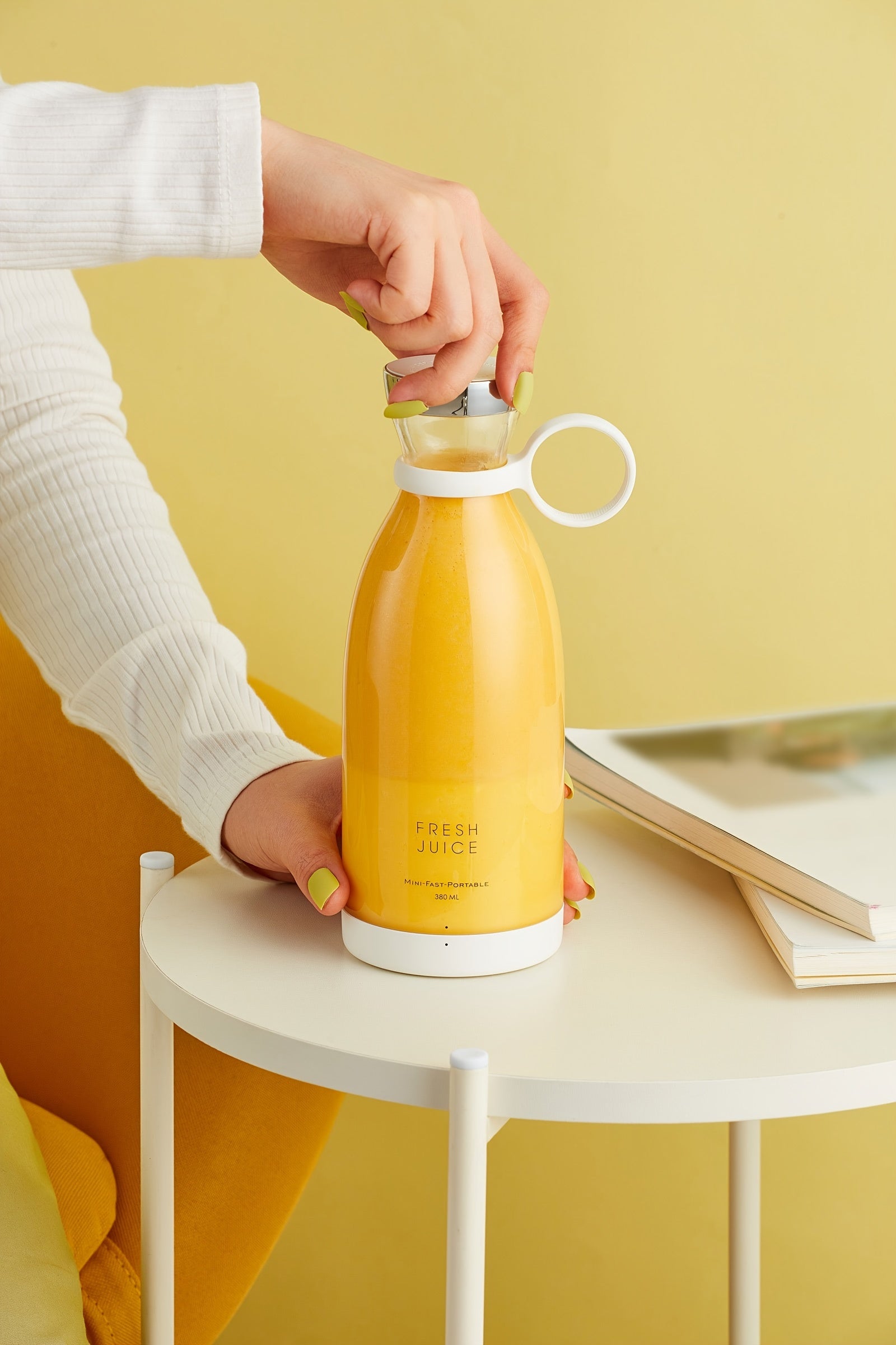 [Portable Fruit Blender] Wireless Mini Fruit Blender Juicer - 350ML Portable Electric, Perfect for On-the-Go!