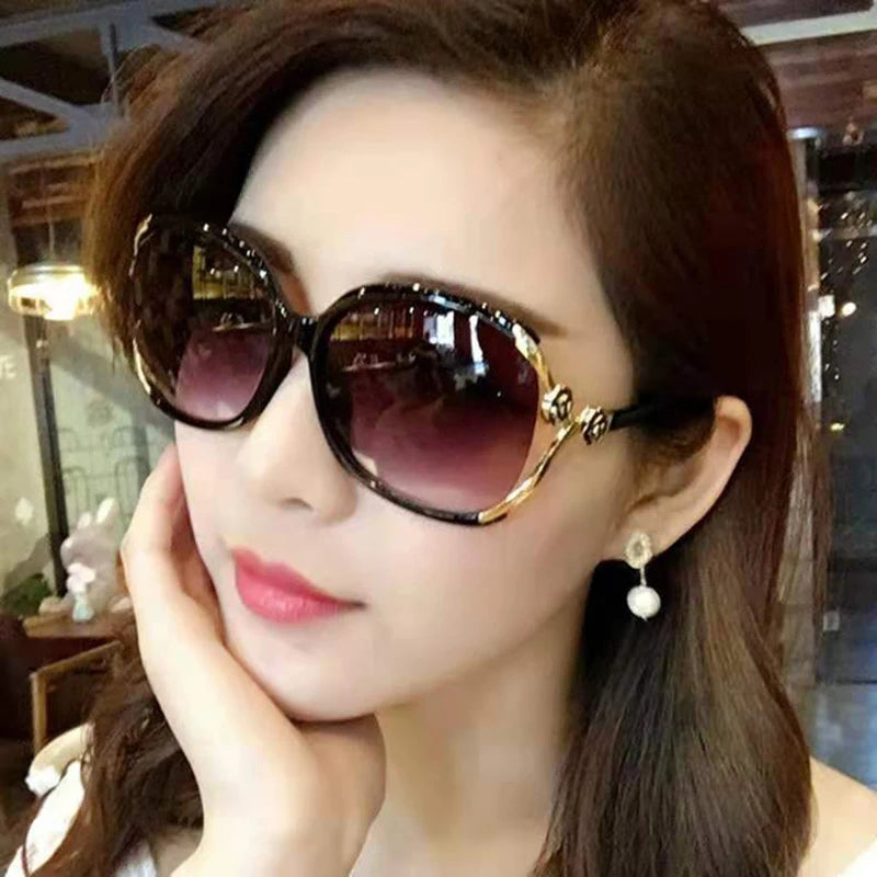 Brille 2021 Sonnenbrille Damenmode großer Rahmen Trend Rose dekorative Brille