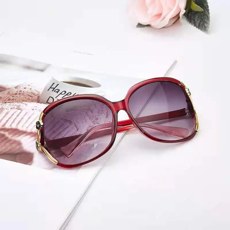 Brille 2021 Sonnenbrille Damenmode großer Rahmen Trend Rose dekorative Brille