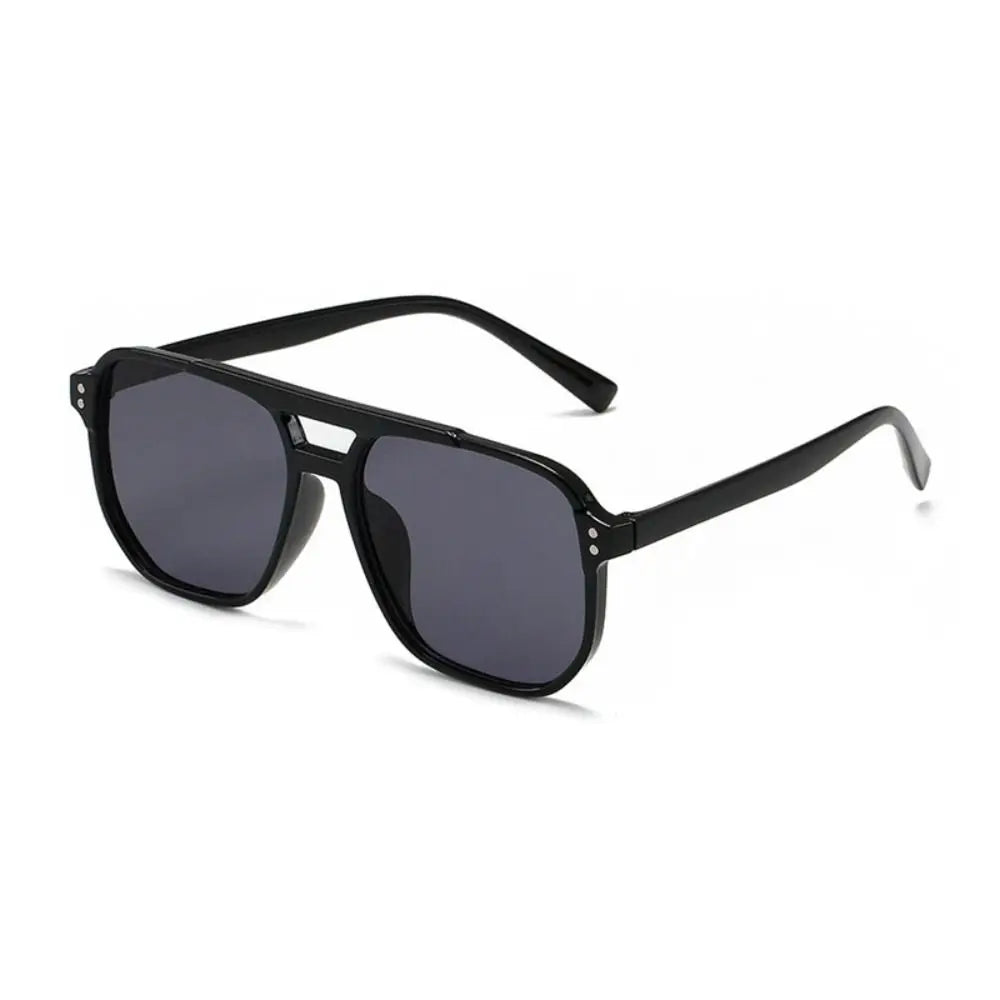 Punk-Sonnenbrille mit quadratischem Rahmen, Anti-UV-Schutz für den Strand, Augenschutz, schwarze Sonnenbrille, Reisezubehör, Retro-Sonnenbrille für Damen und Herren