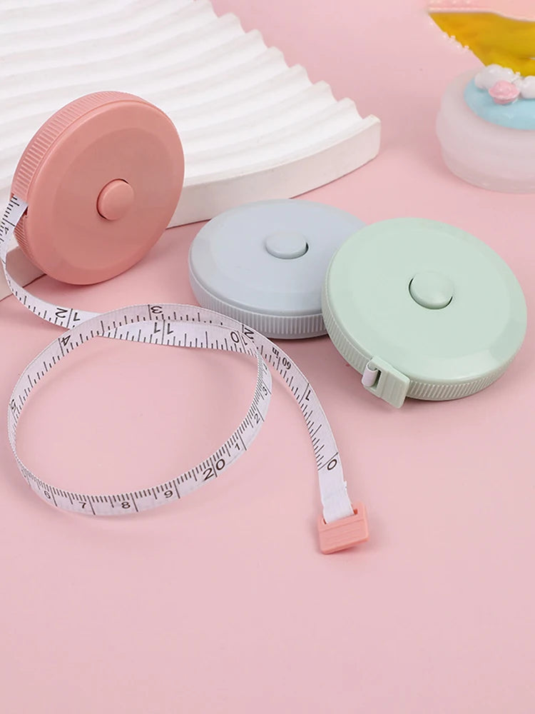 1PC/15PCS 1,5 m Kleines Maßband Tragbare Student Weiches Leder Drei Messung Kleidung Automatische Recycling
