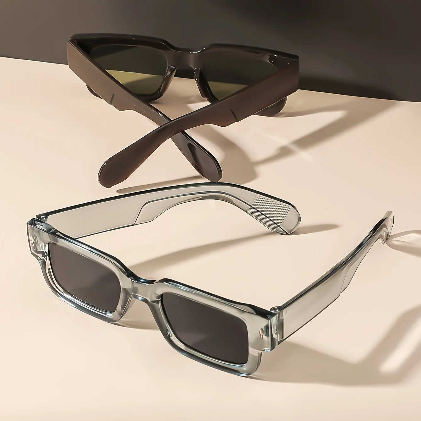 1PC Unisex Retro Quadratische Sonnenbrille Klassischer UV-Schutz Kunststoffrahmen für Outdoor-Reisen Fahren