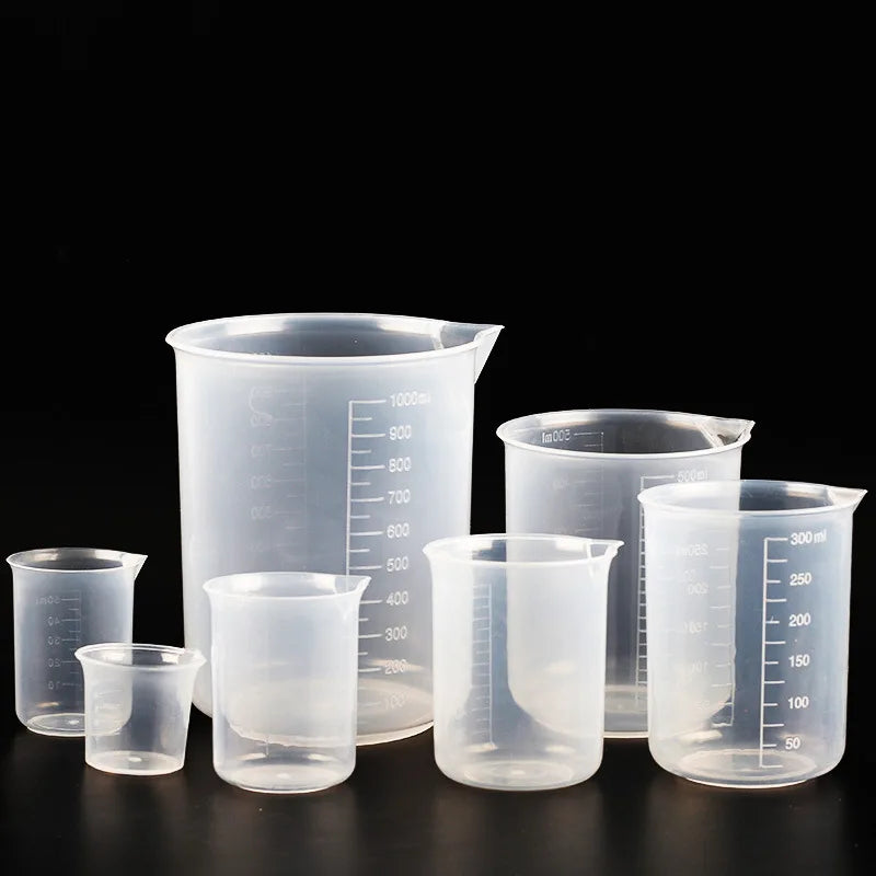 50ml/300ml/500ml/ml liefert heißer Verkauf abgestufter Boro silikat becher Kunststoff Messbecher chemischer Labor becher Kunststoff
