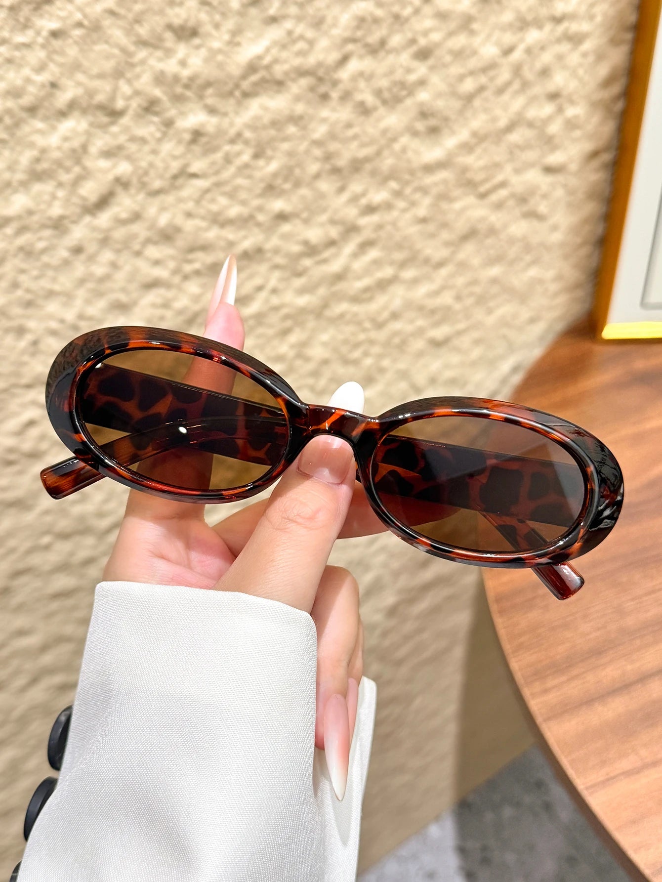 1 Stück einfache, stilvolle, ovale Retro-Sonnenbrille, Business-Casual-Accessoires, geeignet für den Arbeitsweg, Partys, Urlaub