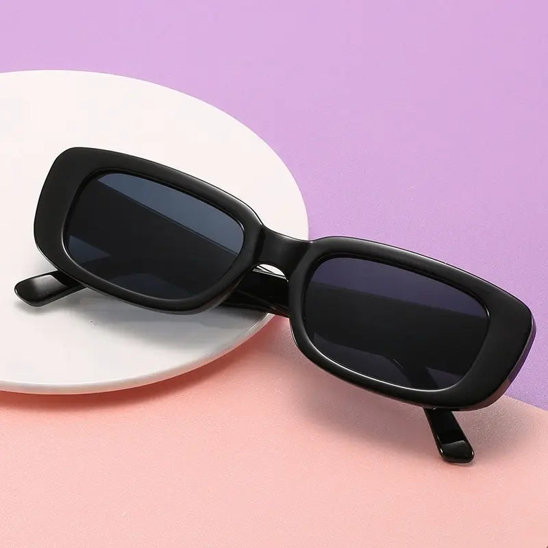Retro kleine quadratische Sonnenbrille Männer und Frauen trend ige europäische und amerikanische Mode Street Shot Sonnenbrille UV-sichere Brille