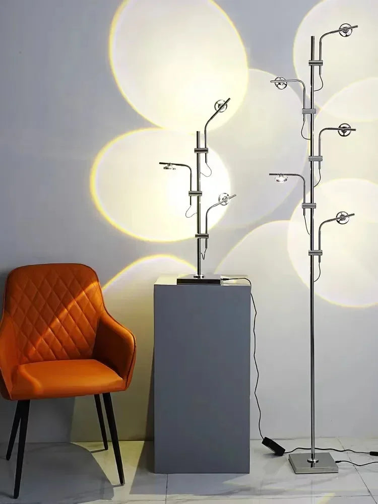 Moderne minimalistische Designer-Projektionslampe mit mehreren Köpfen, minimalistischer Stil, Heimdekoration, Licht, Wohnzimmer, LED-Stehlampe