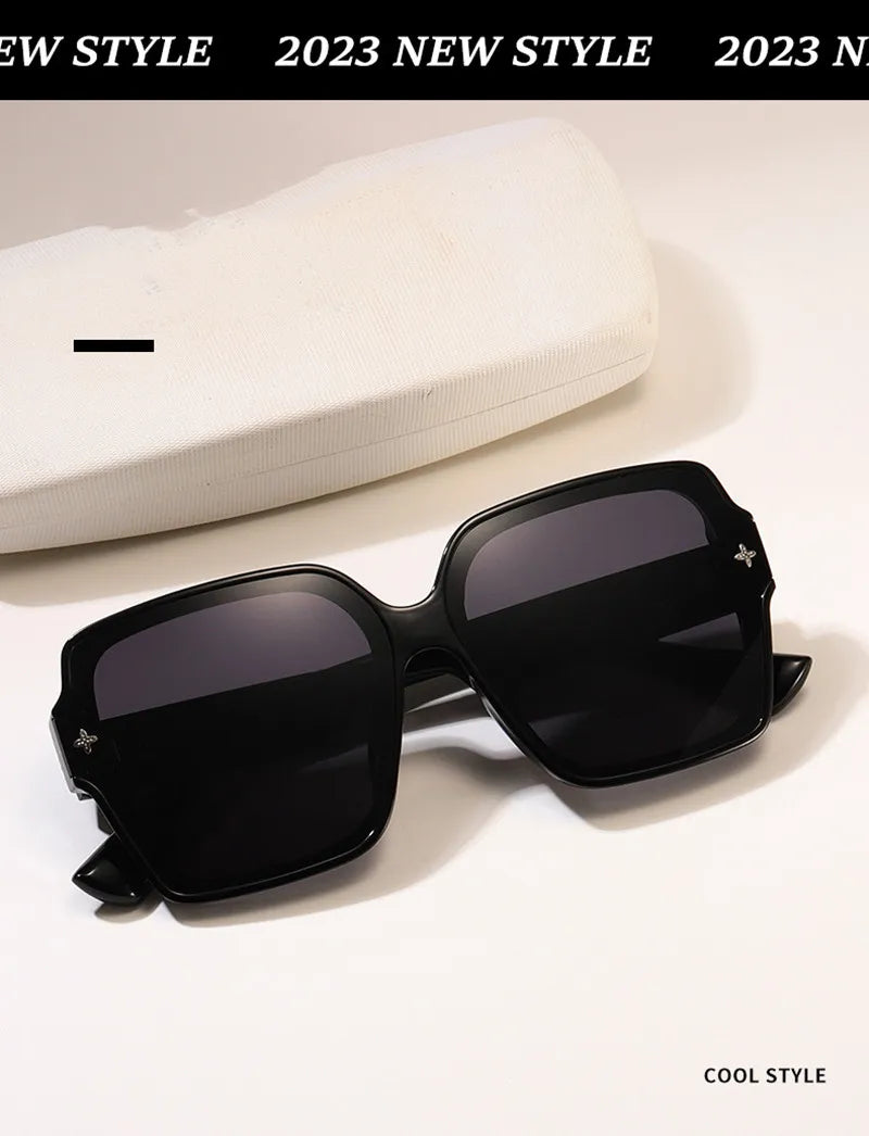 Modische Sonnenbrille mit quadratischem Rahmen für Damen, luxuriöser UV-Schutz, großer Rahmen, All-Match DS-8052-1
