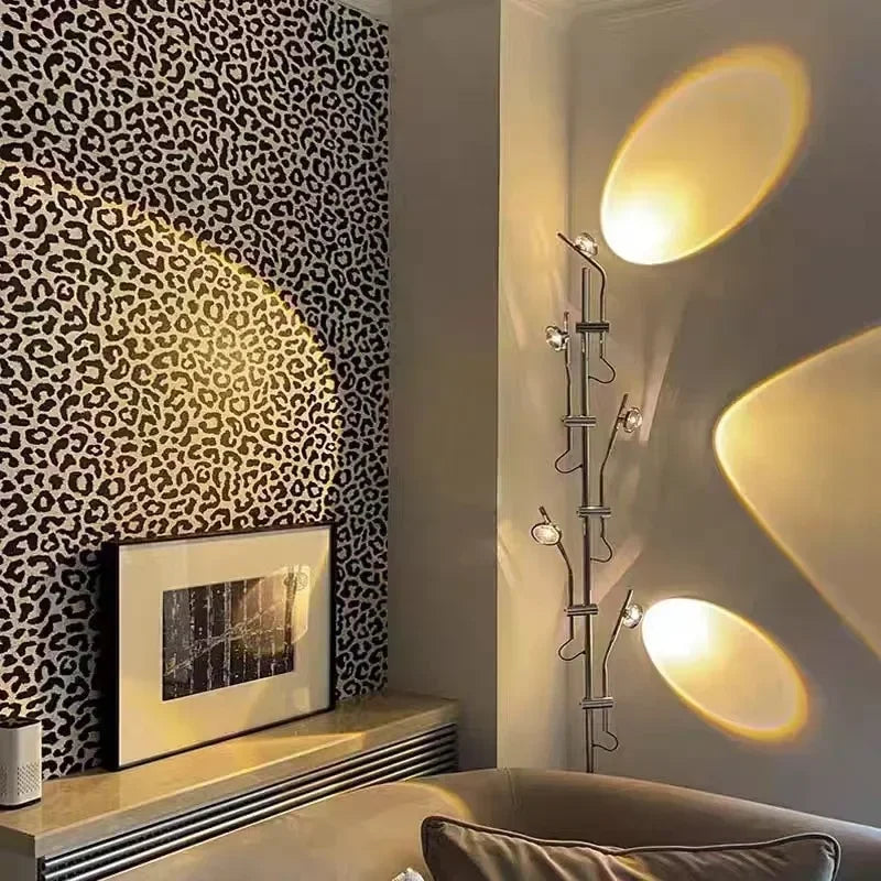 Moderne minimalistische Designer-Projektionslampe mit mehreren Köpfen, minimalistischer Stil, Heimdekoration, Licht, Wohnzimmer, LED-Stehlampe