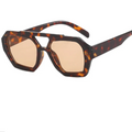 Grenzüberschreitende europäische und amerikanische Doppelstrahl-Sonnenbrille, unregelmäßige Sonnenbrille, 2023, neue personalisierte Retro-Sonnenbrille, beliebt auf dem Intern