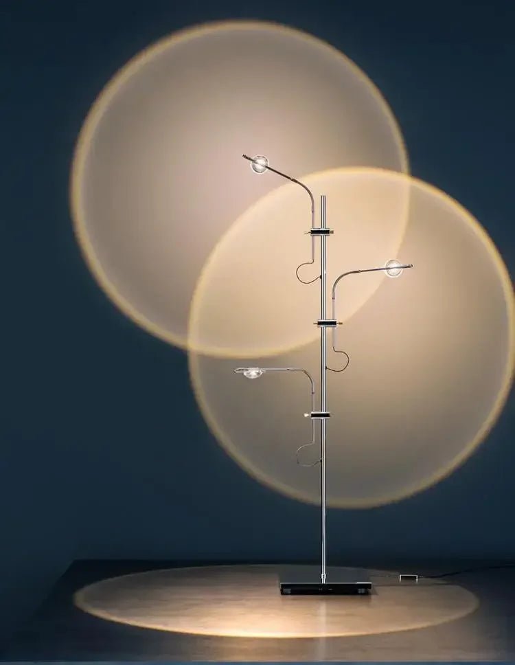 Moderne minimalistische Designer-Projektionslampe mit mehreren Köpfen, minimalistischer Stil, Heimdekoration, Licht, Wohnzimmer, LED-Stehlampe