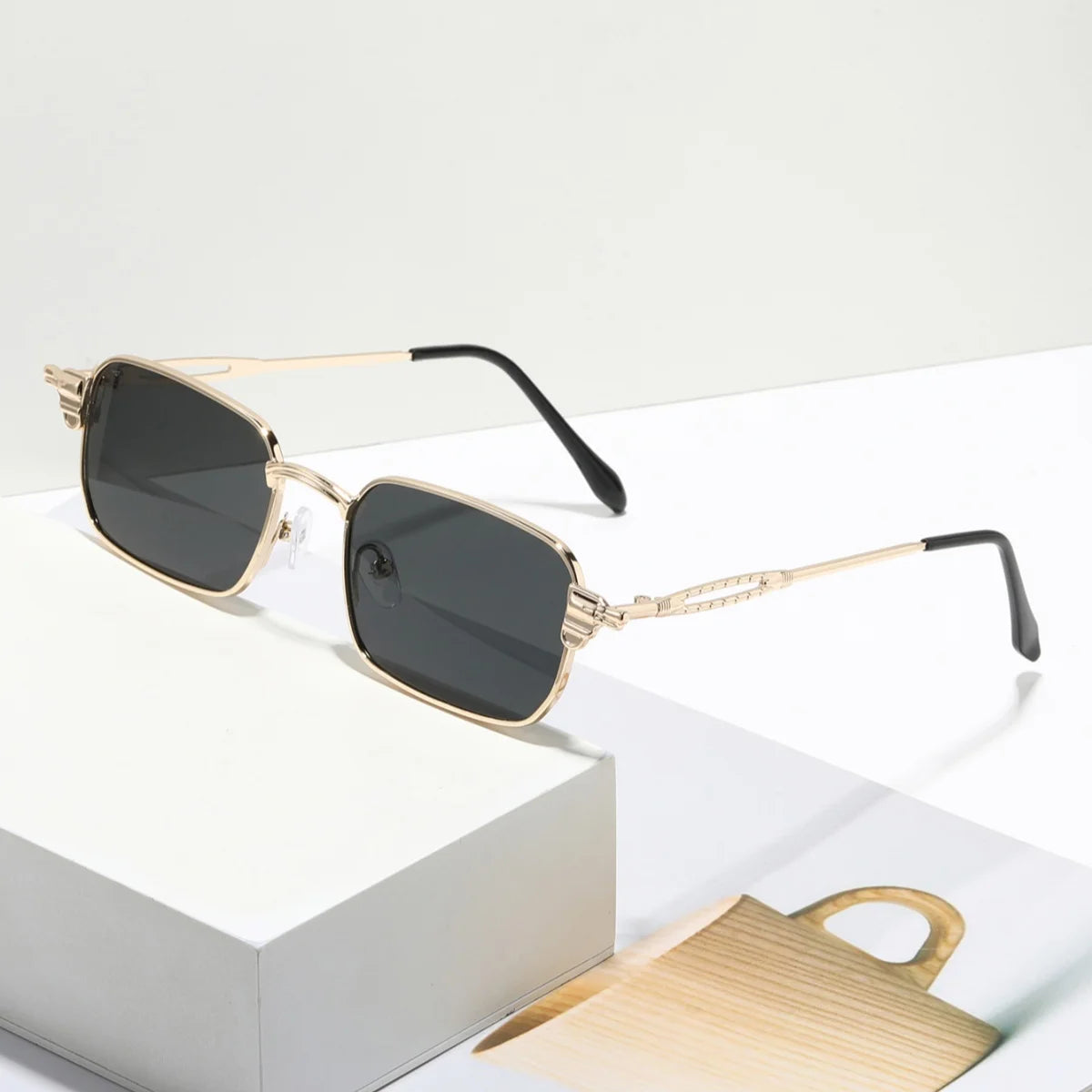 1 Stück modische Sonnenbrillen für Herren und Damen im europäischen und amerikanischen Stil, trendige vielseitige Sommersonnenschutz und UV-Schutz li