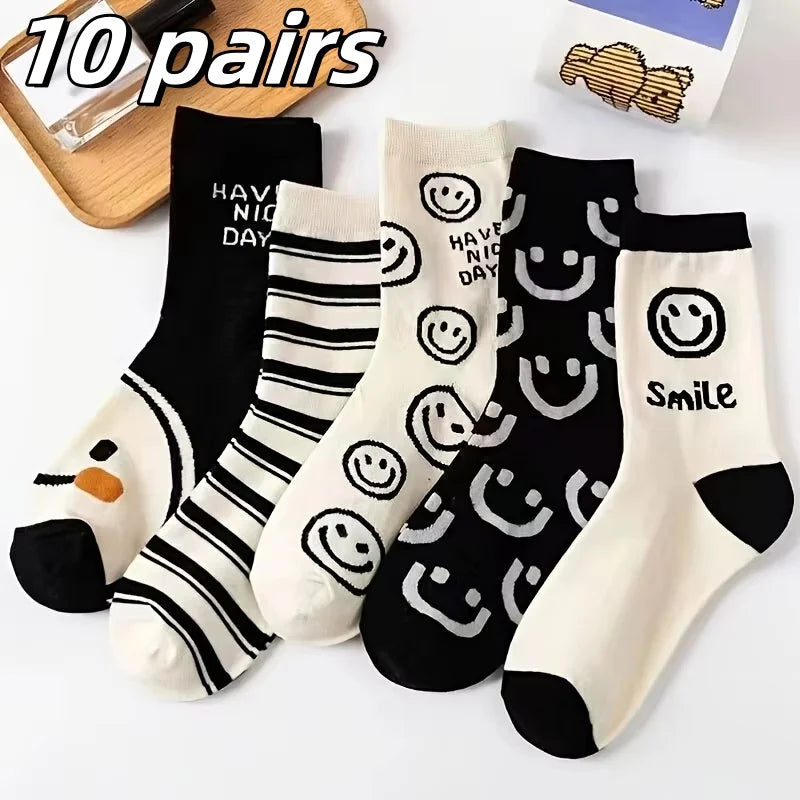 10 Paar Damen-Socken mit Cartoon-Muster, trendige und modische, vielseitige Socken, leichte, atmungsaktive, bequeme Freizeitsocken