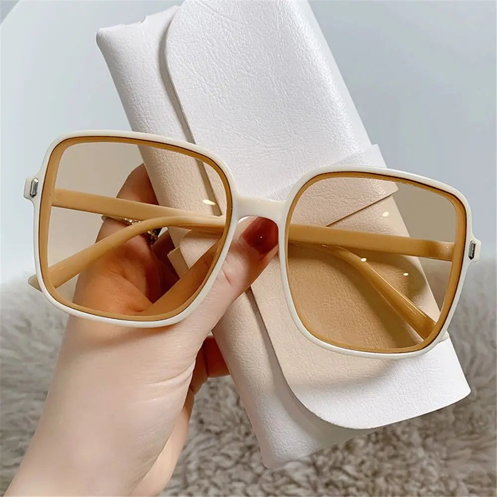 Übergroße Sonnenbrille für Frauen Luxus Vintage quadratische Sonnenbrille klassische UV400 Big Frame Lady Brillen