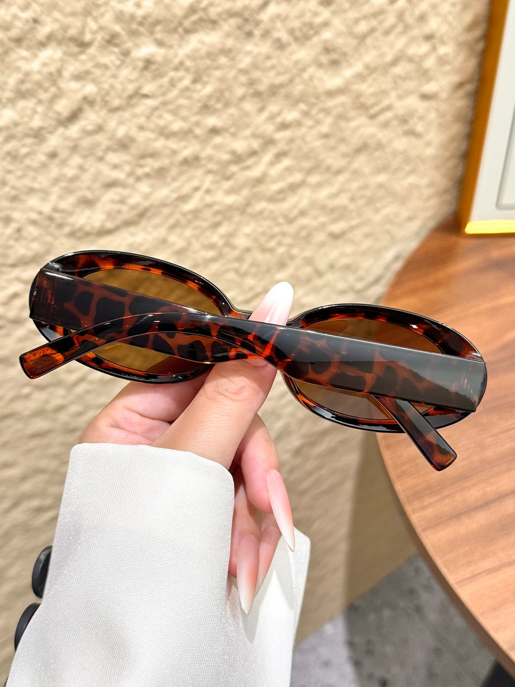 1 Stück einfache, stilvolle, ovale Retro-Sonnenbrille, Business-Casual-Accessoires, geeignet für den Arbeitsweg, Partys, Urlaub
