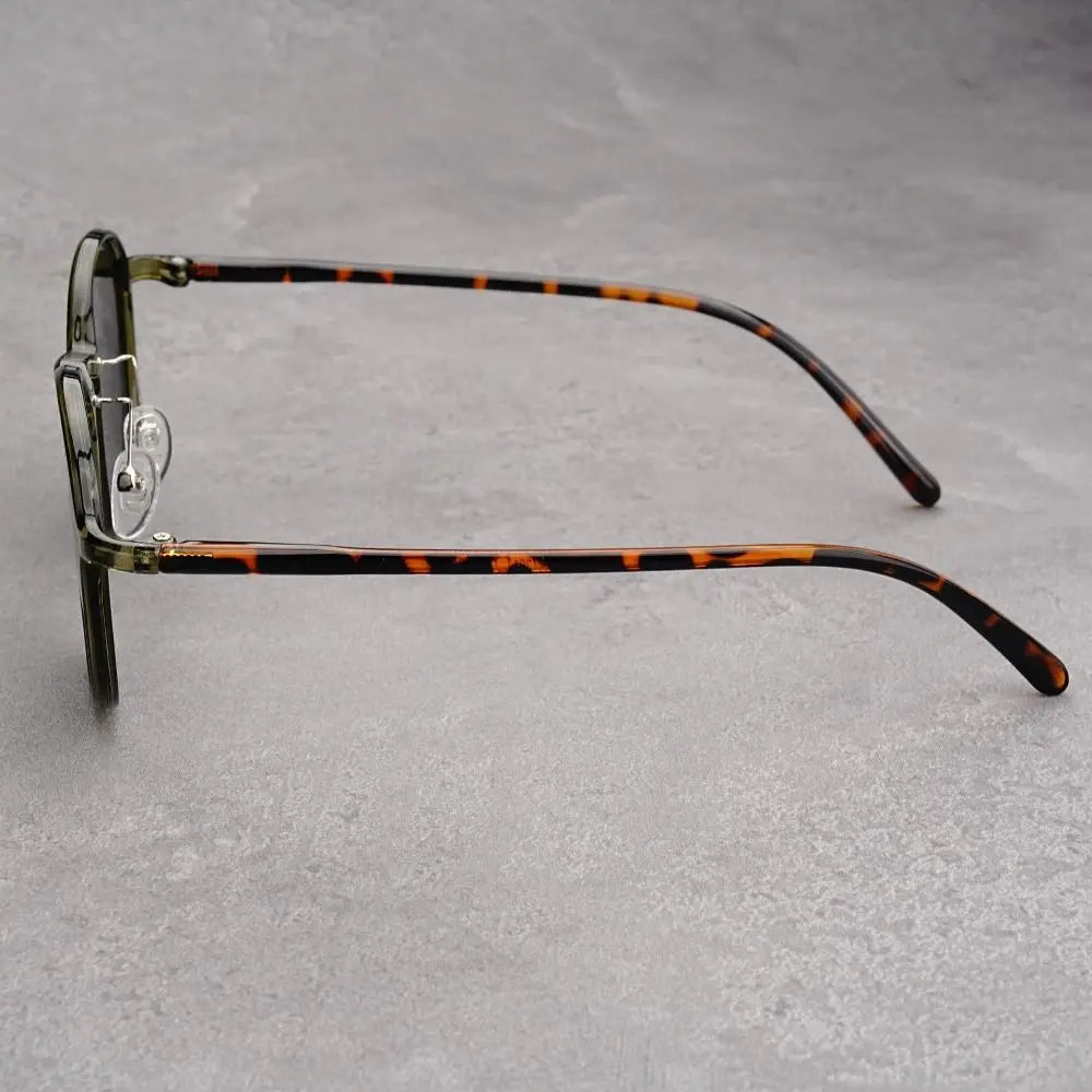 Sonnenbrille mit rundem Rahmen und rundem Rahmen, klassisches ultraleichtes Design, UV-beständige Brille, Vintage, trendige Fahrsonnenbrille für Herren und Damen