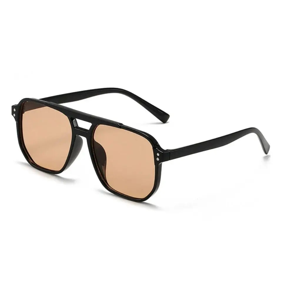 Punk-Sonnenbrille mit quadratischem Rahmen, Anti-UV-Schutz für den Strand, Augenschutz, schwarze Sonnenbrille, Reisezubehör, Retro-Sonnenbrille für Damen und Herren