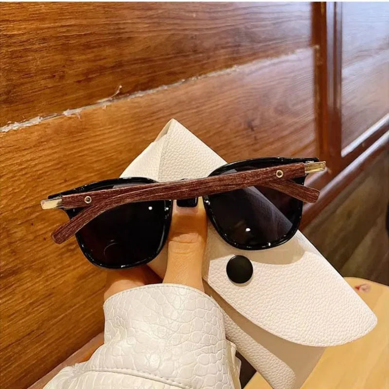 Klassische Holzmaserung Spiegel Beine Sonnenbrille Herren kleinen Rahmen quadratische Sonnenbrille Damen hochwertige Brille uv400 oculos de sol