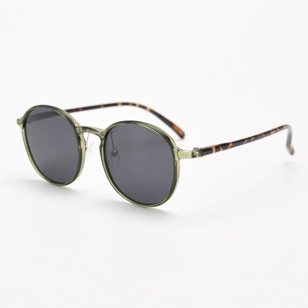 Sonnenbrille mit rundem Rahmen und rundem Rahmen, klassisches ultraleichtes Design, UV-beständige Brille, Vintage, trendige Fahrsonnenbrille für Herren und Damen