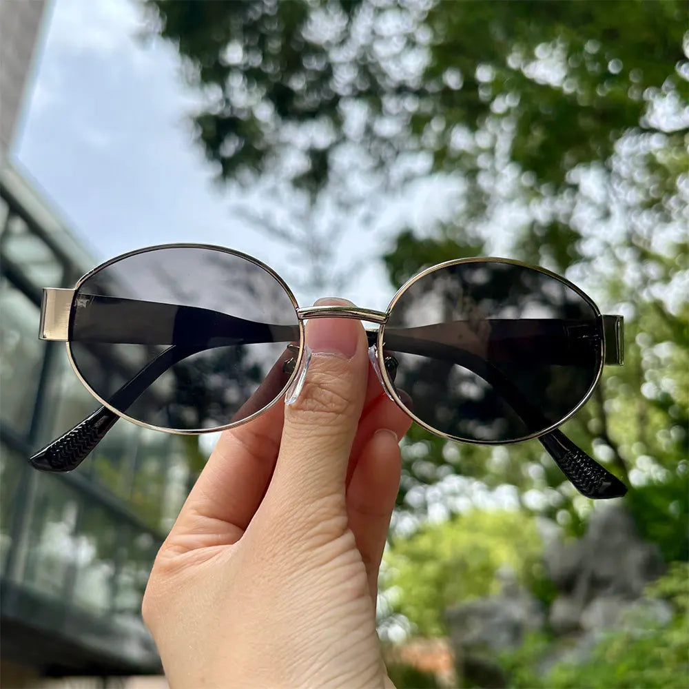Luxuriöse Unisex-Sonnenbrille aus Metall, ovale Form, modisch, UV400-Schutz, elegante Farbtöne für Damen und Herren