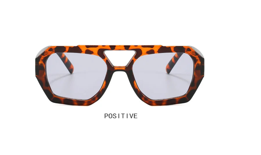 Grenzüberschreitende europäische und amerikanische Doppelstrahl-Sonnenbrille, unregelmäßige Sonnenbrille, 2023, neue personalisierte Retro-Sonnenbrille, beliebt auf dem Intern