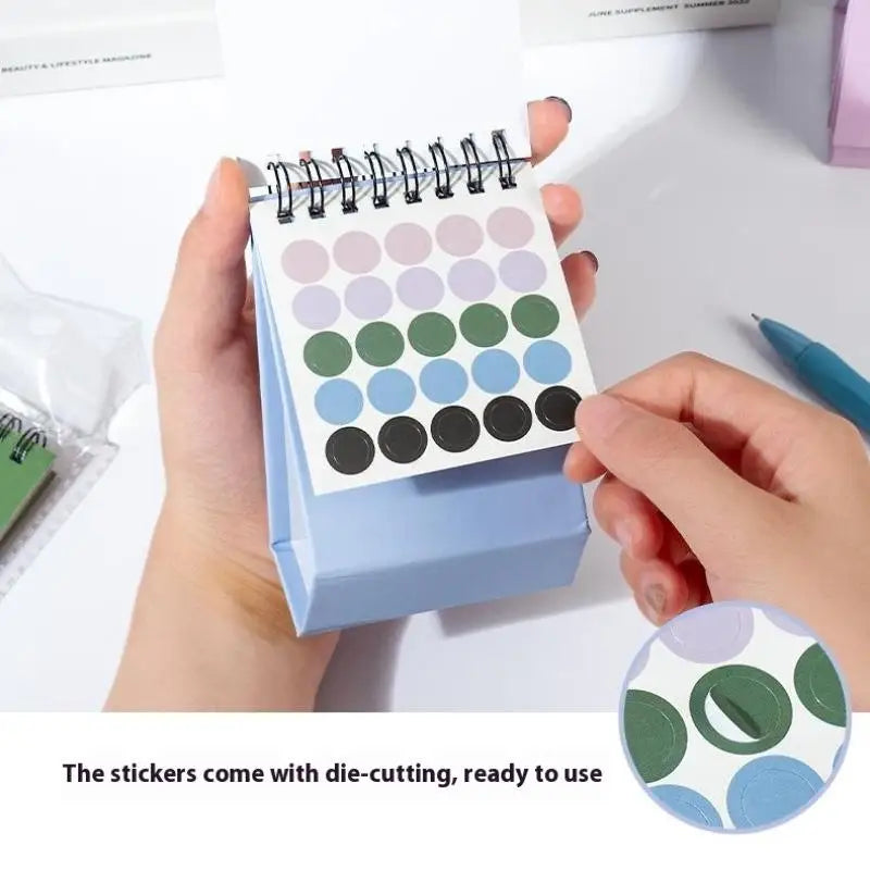 【MAX-55】Mini-Tischkalender 2026, kleiner Stand-Flip-Wochenkalender, kreativer Spulenkalender, Planer für die tägliche Zeitplanplanung